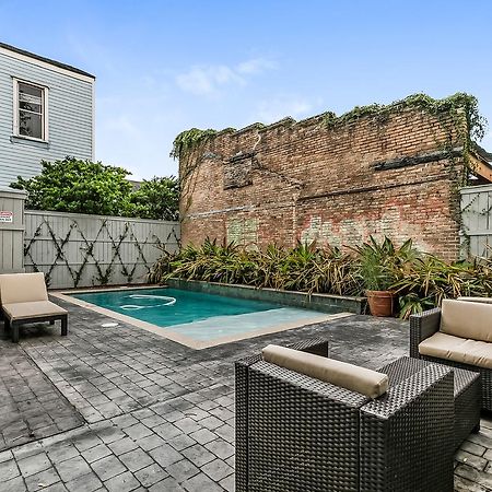 Modern 2BR on Carondelet by Hosteeva Appartement New Orleans Buitenkant foto